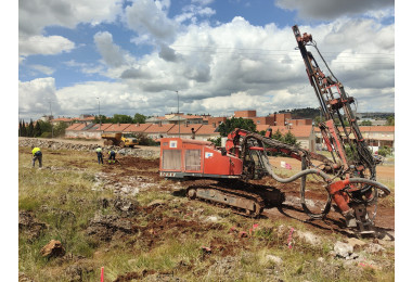 Trabajos de perforación en la Ronda Sureste de Cáceres